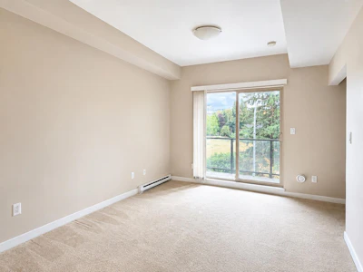 425-13789 107a Avenue - 4