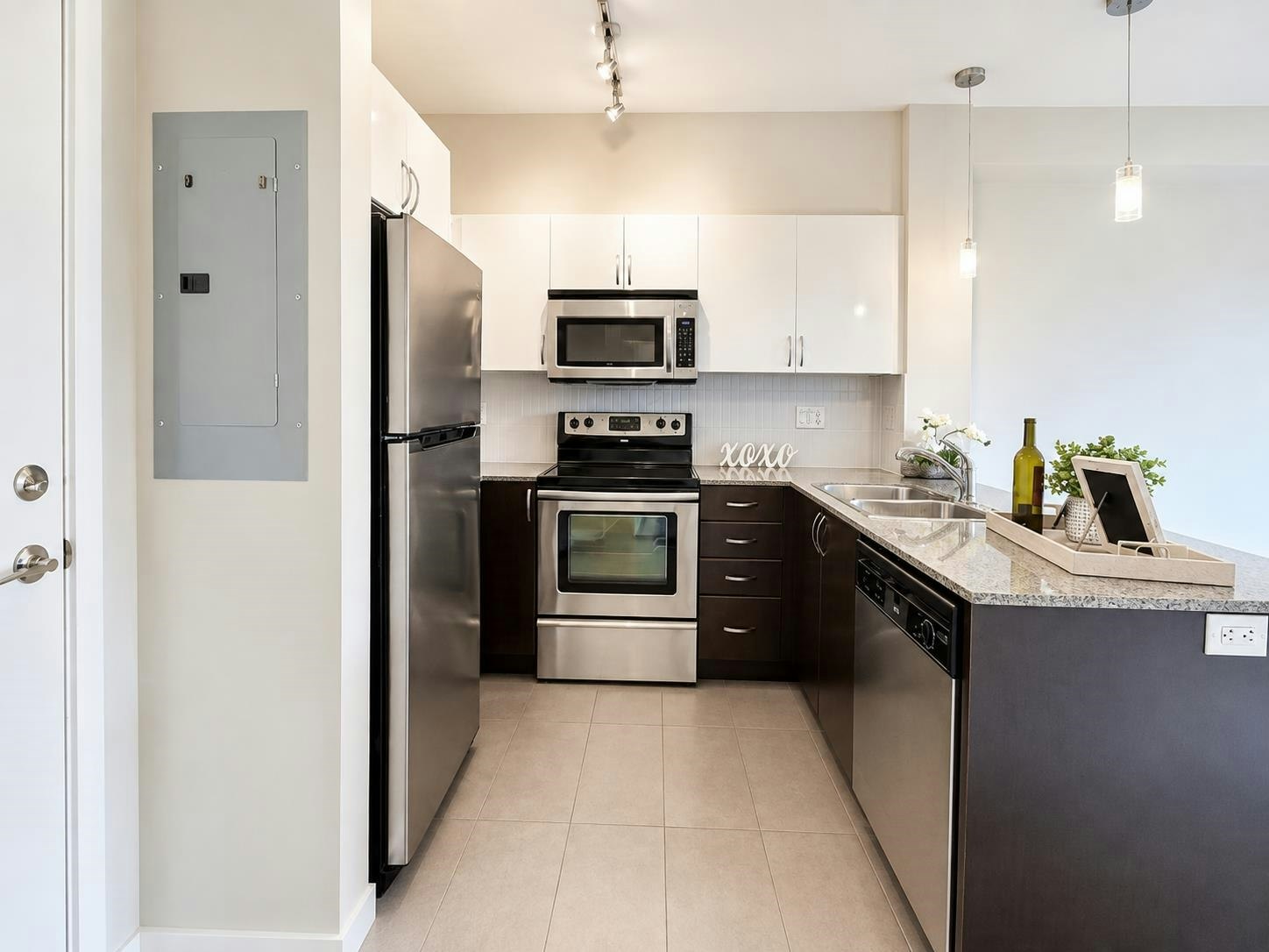 425-13789 107a Avenue, Surrey, BC, V3T 0B8 - 8