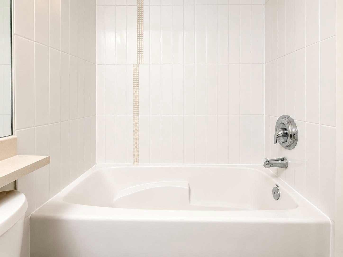 425-13789 107a Avenue, Surrey, BC, V3T 0B8 - 12