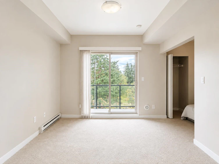 425-13789 107a Avenue, Surrey, BC, V3T 0B8 - 2