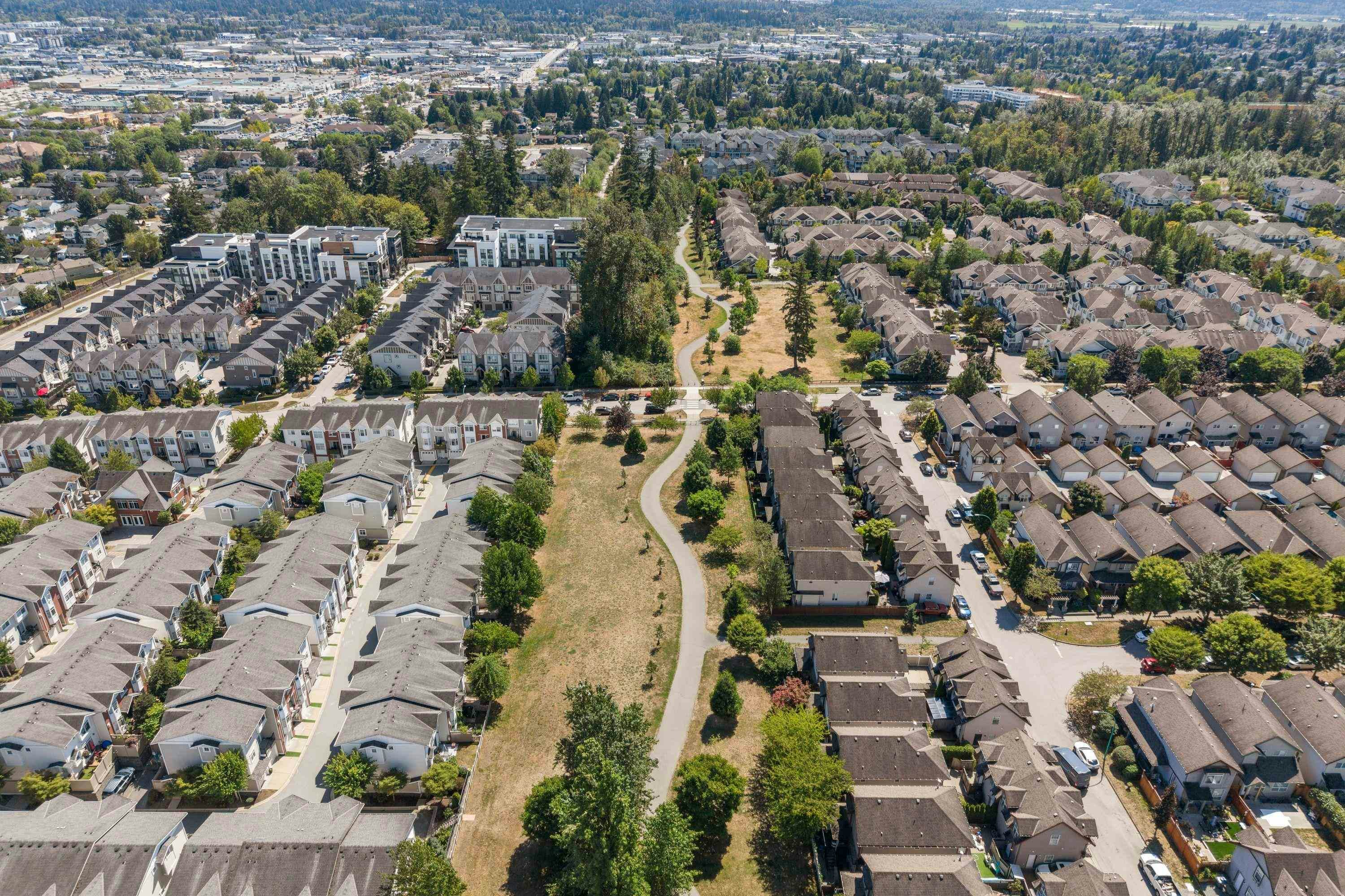 19455 66 Avenue, Surrey, BC, V4N 0C3 - 36