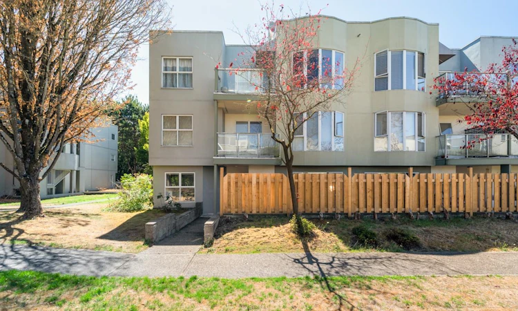 119-7800 St. Albans Road