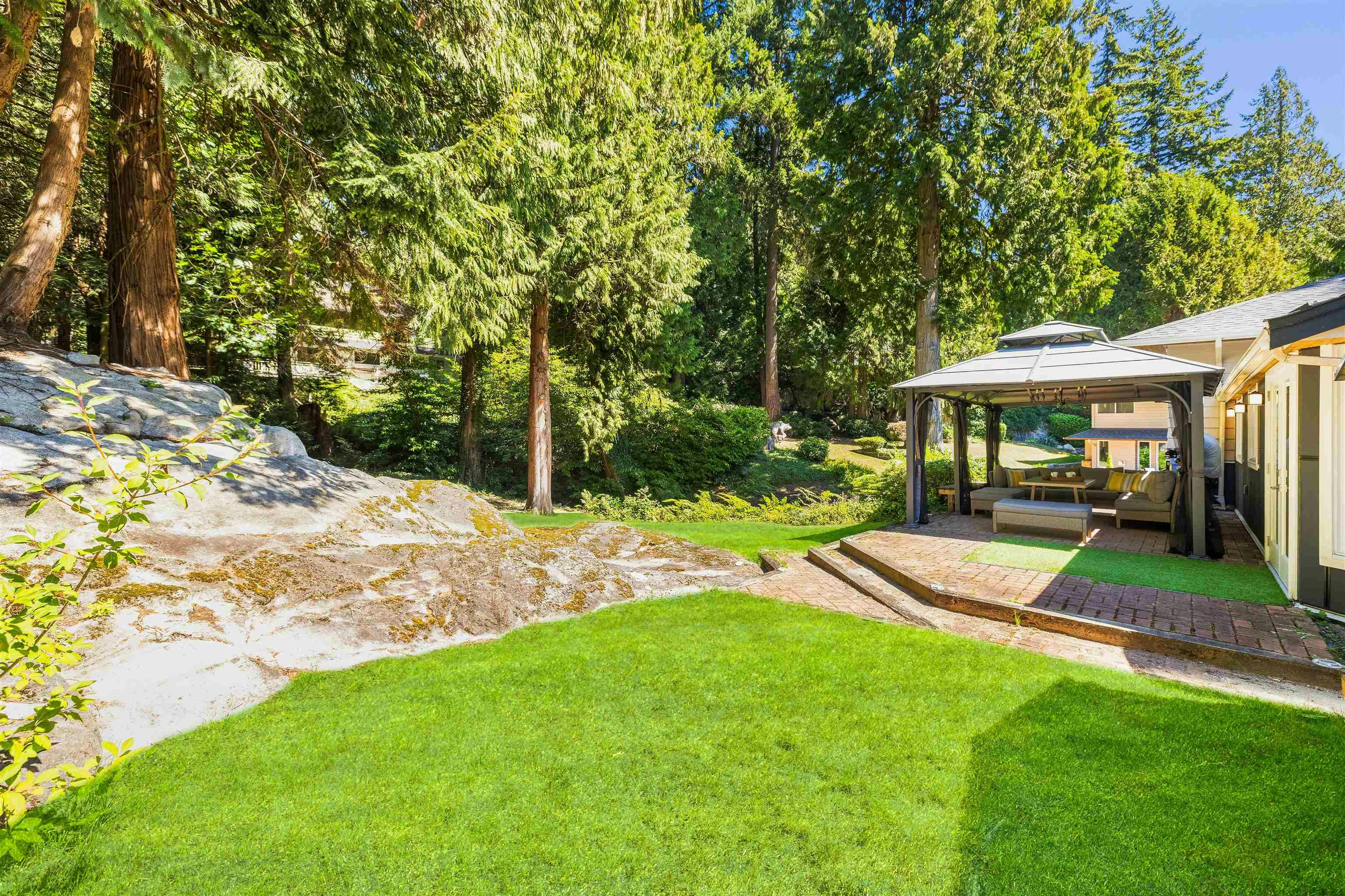 3965 Viewridge Place, West Vancouver, BC, V7V 3K7 - 37