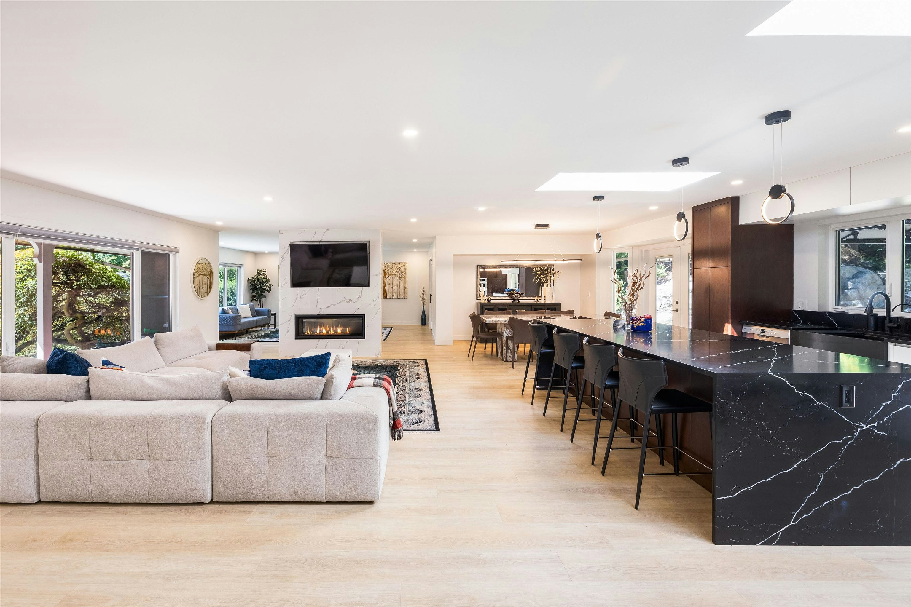 3965 Viewridge Place, West Vancouver, BC, V7V 3K7 - 4