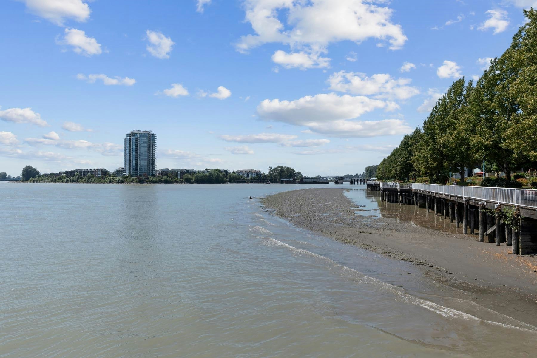 409-5 K De K Court, New Westminster, BC, V3M 6B6 - 39