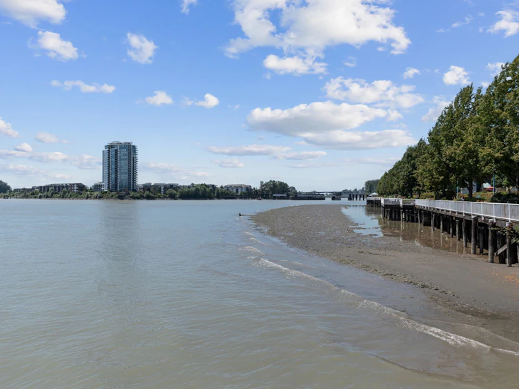 409-5 K De K Court, New Westminster, BC, V3M 6B6 - 39