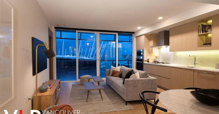 2106-89 Nelson Street, Vancouver, BC, V6Z 0E7