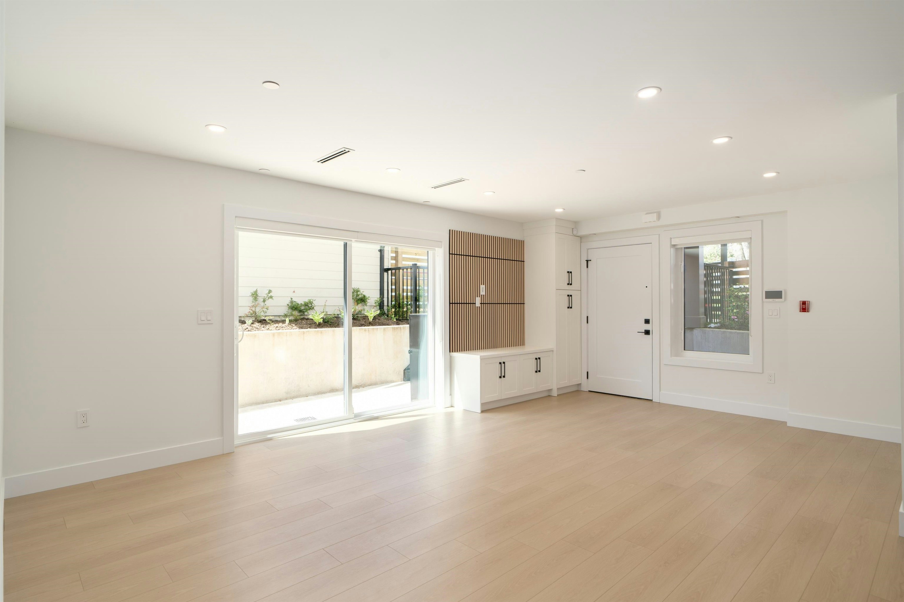 4832 Duchess Street, Vancouver, BC, V5R 3L6 - 9