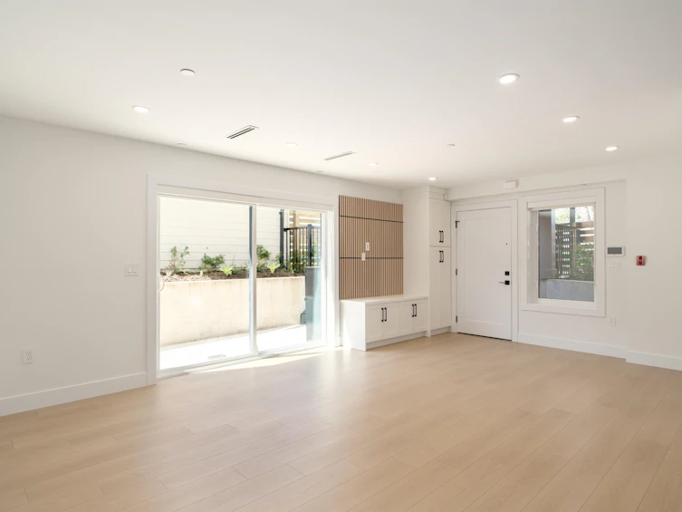 4832 Duchess Street, Vancouver, BC, V5R 3L6 - 9