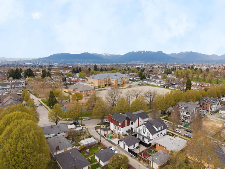 4832 Duchess Street, Vancouver, BC, V5R 3L6 - 27