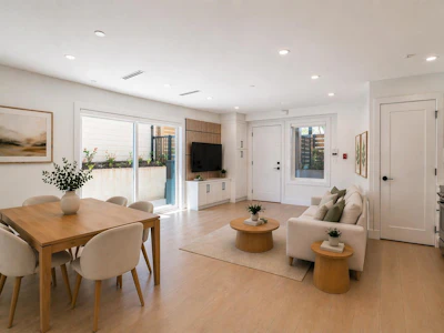 4832 Duchess Street - 4