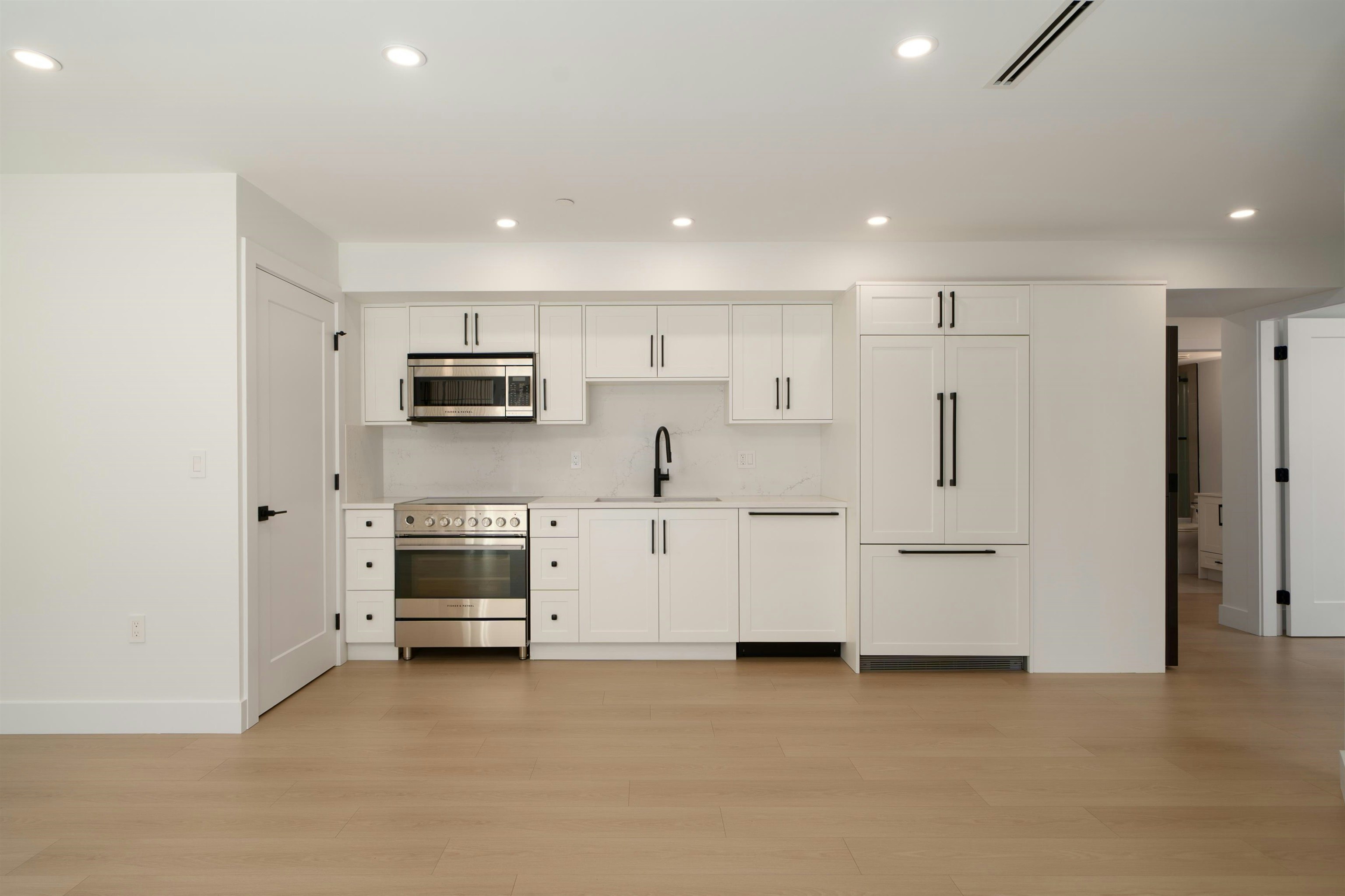 4832 Duchess Street, Vancouver, BC, V5R 3L6 - 10