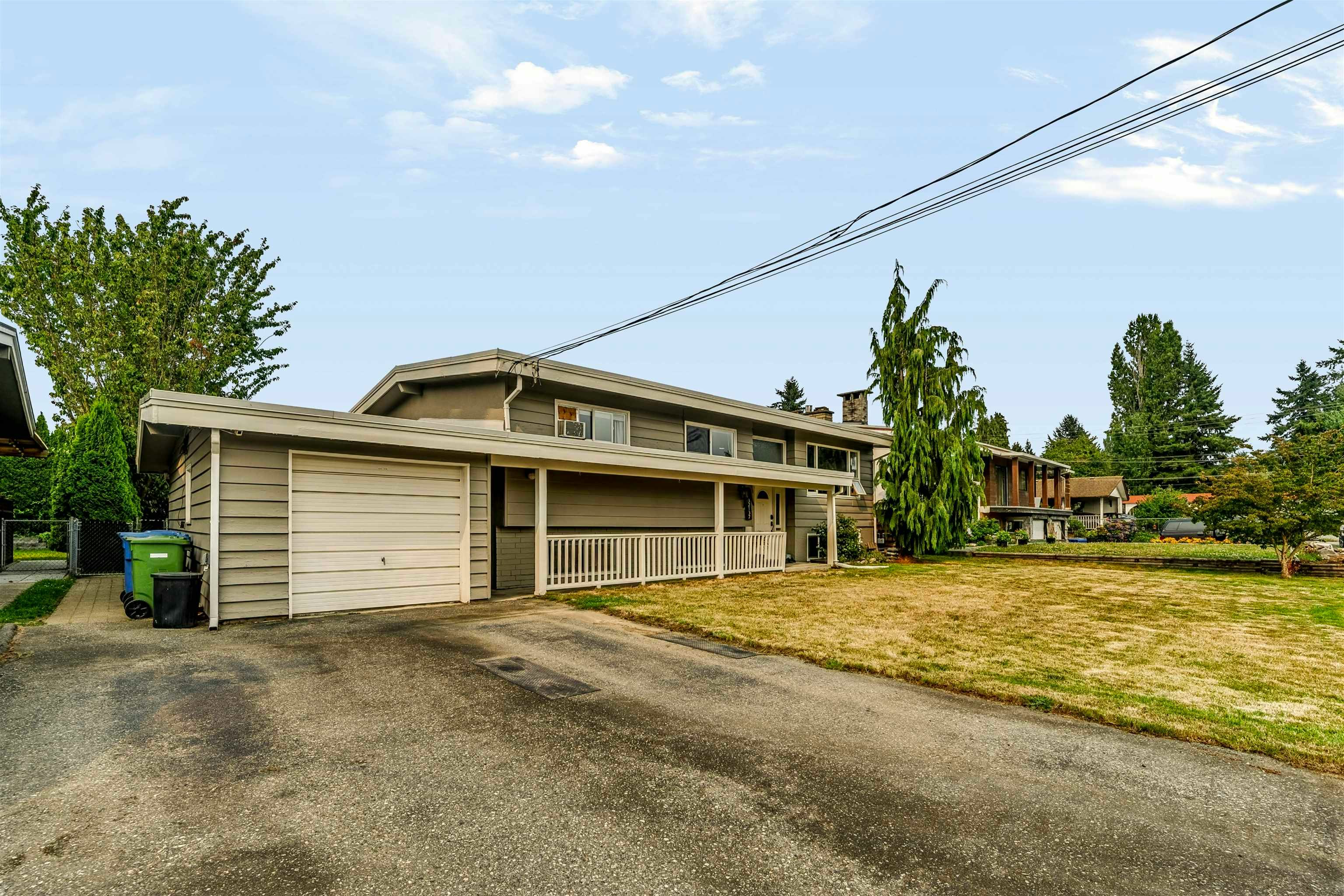 32137 Debreen Crescent - 2