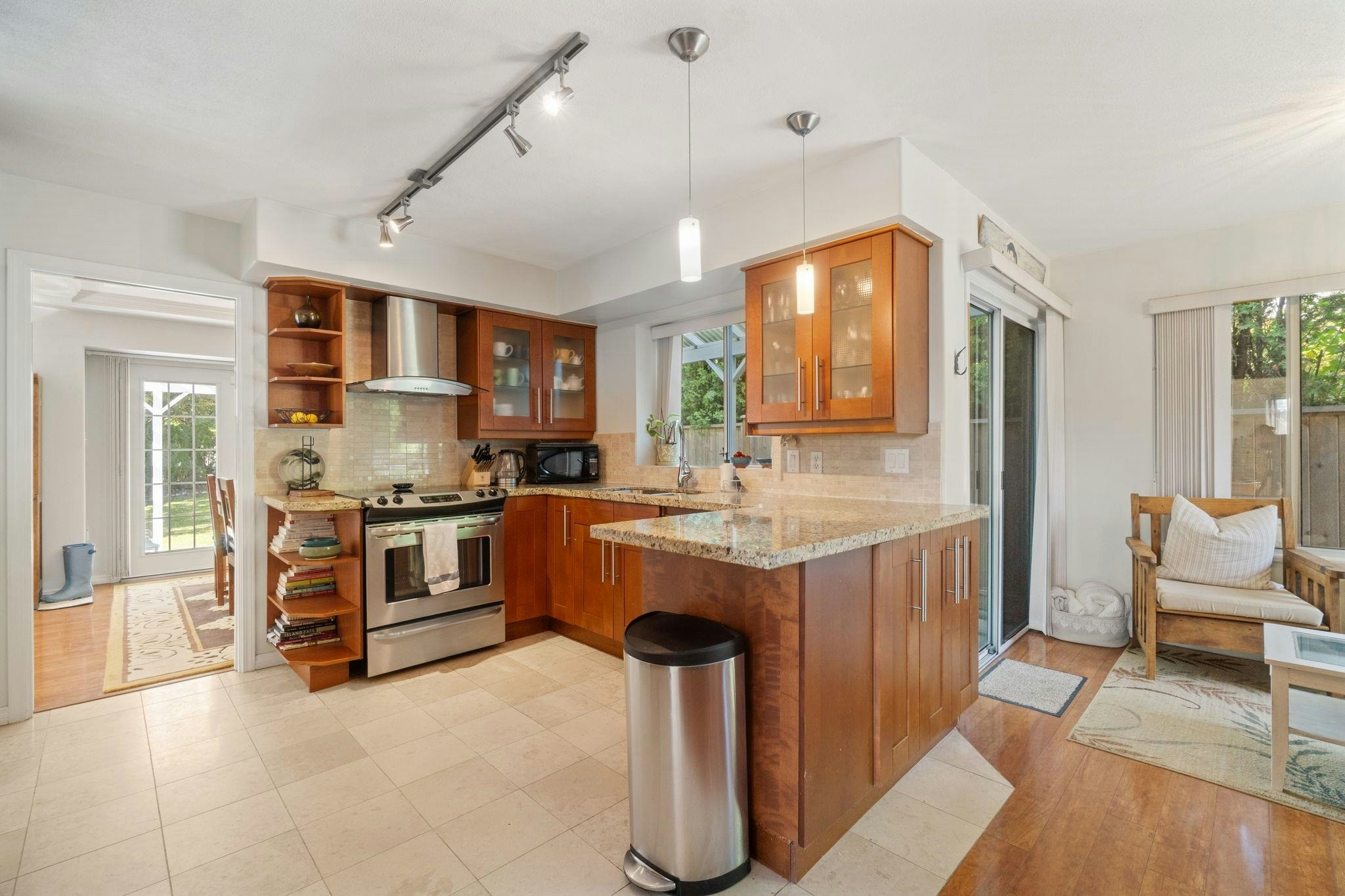 2939 Cliffrose Crescent, Coquitlam, BC, V3E 2T2 - 9