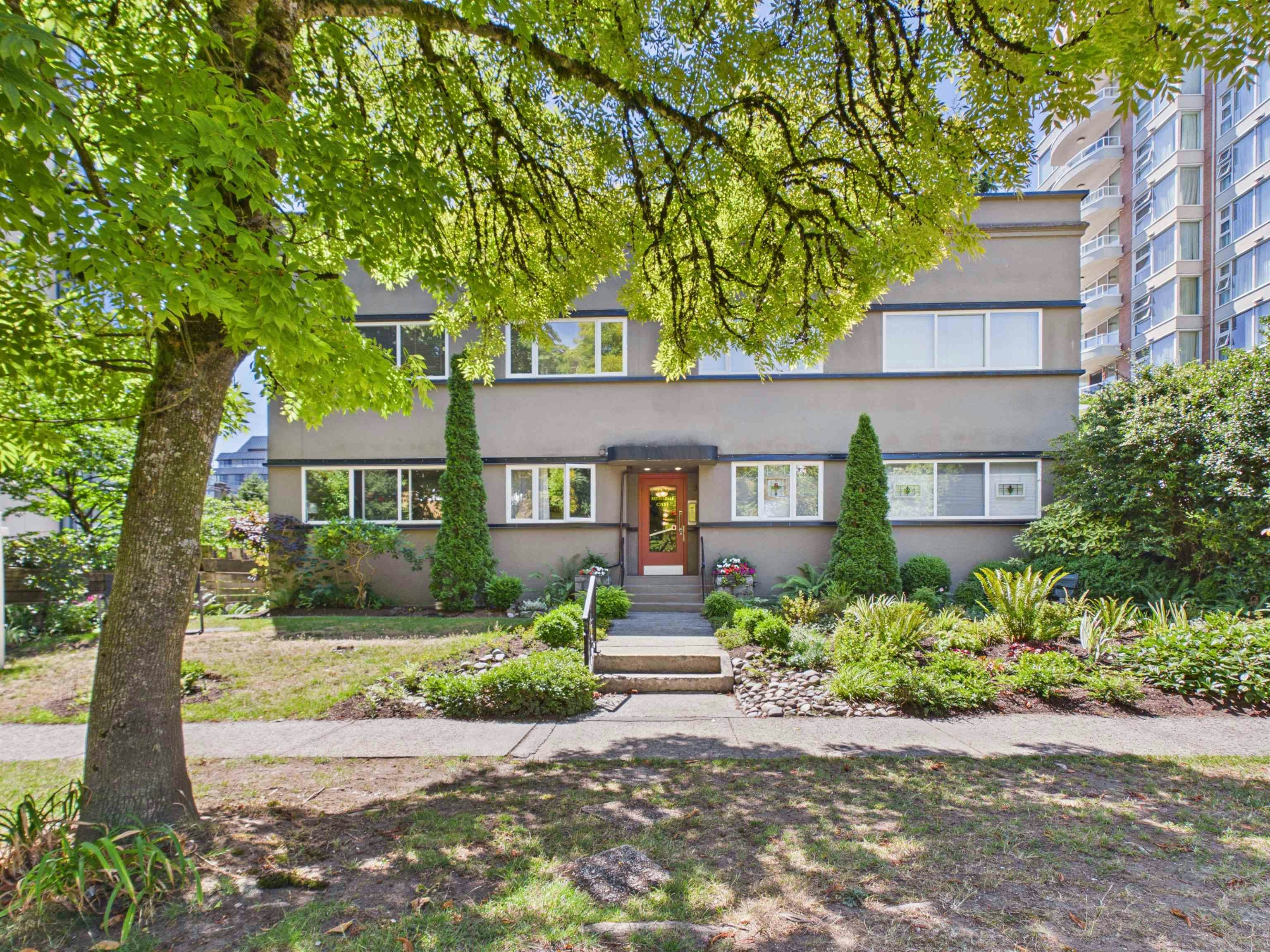 10-2296 W 39th Avenue, Vancouver, BC, V6M 1T9