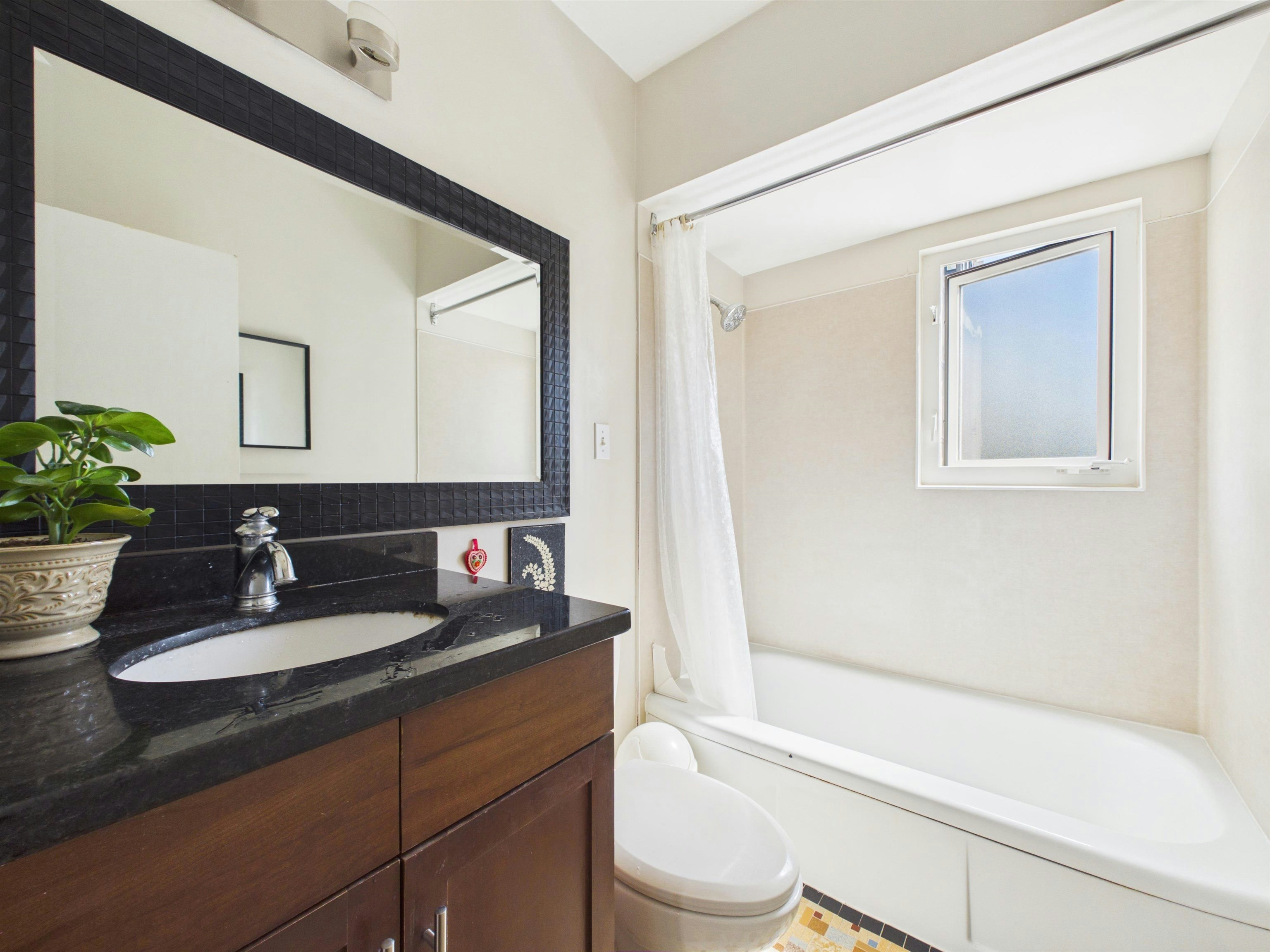 10-2296 W 39th Avenue, Vancouver, BC, V6M 1T9 - 16