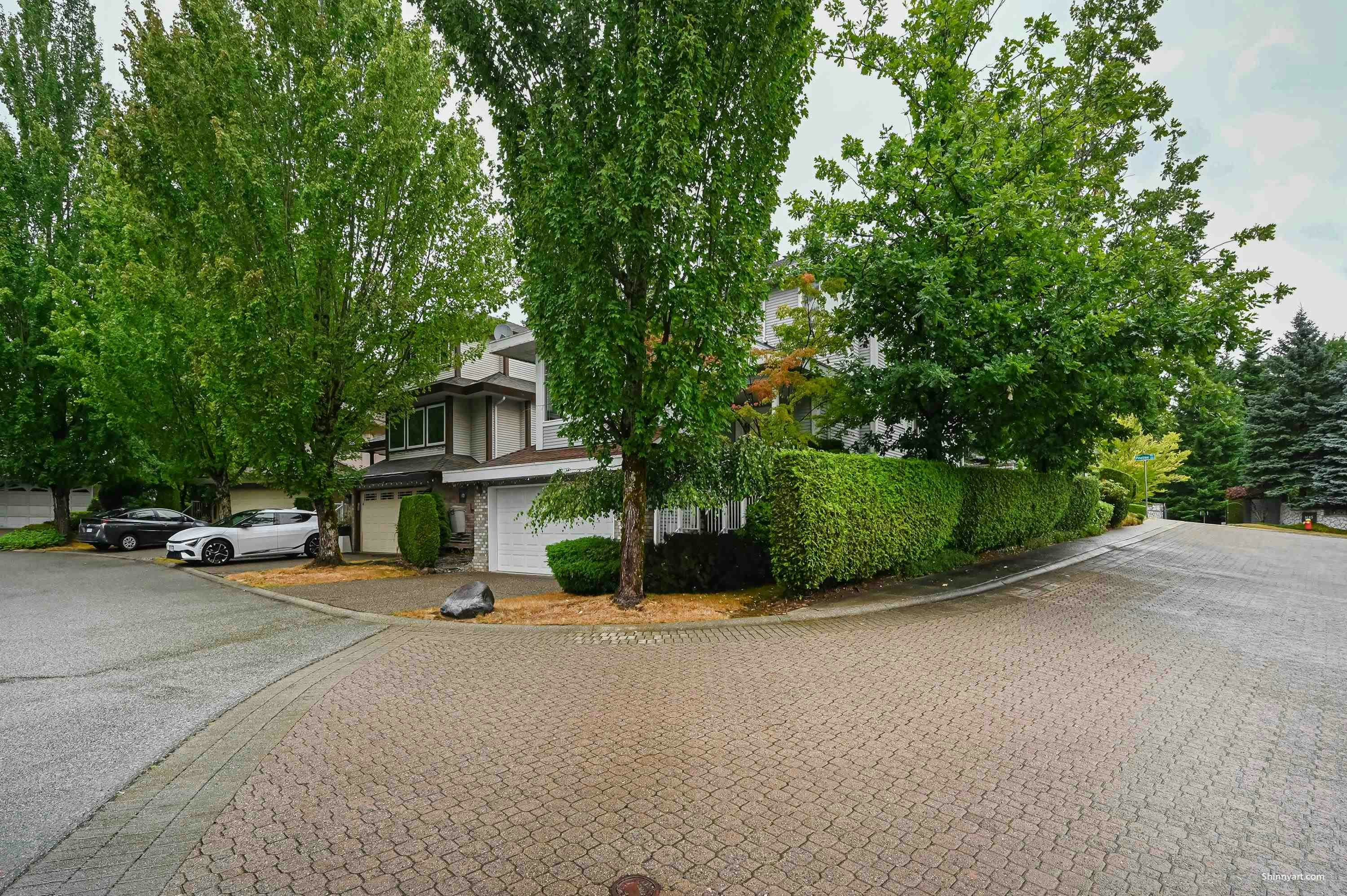 2995 Pinetree Close, Coquitlam, BC, V3E 2Z5