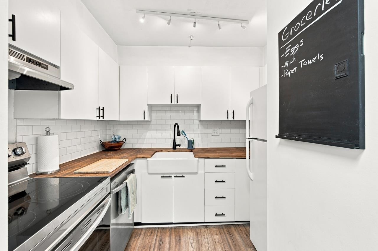401-1099 E Broadway, Vancouver, BC, V5T 1Y5 - 10