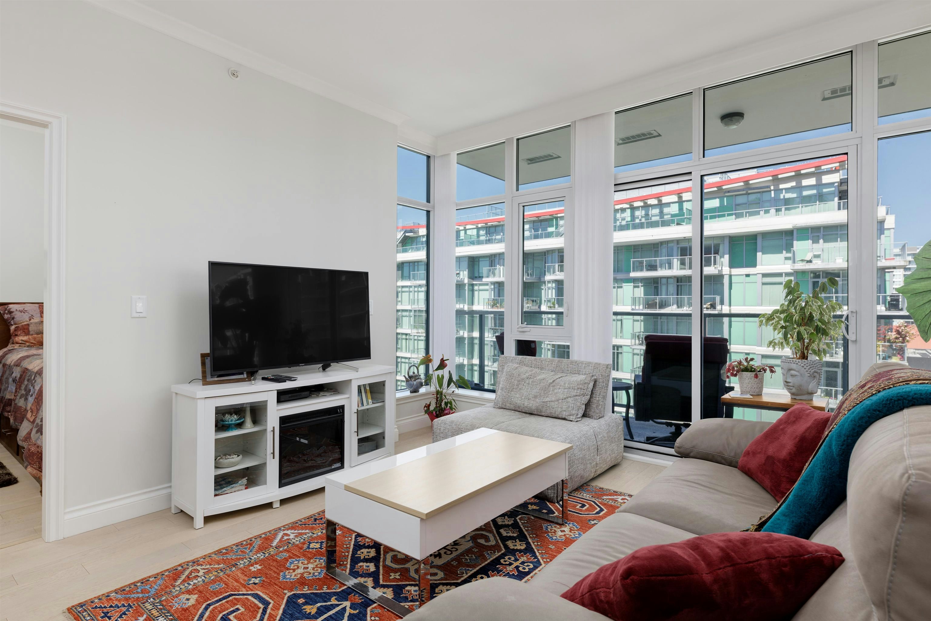 708-185 Victory Ship Way, North Vancouver, BC, V7L 0G2 - 11