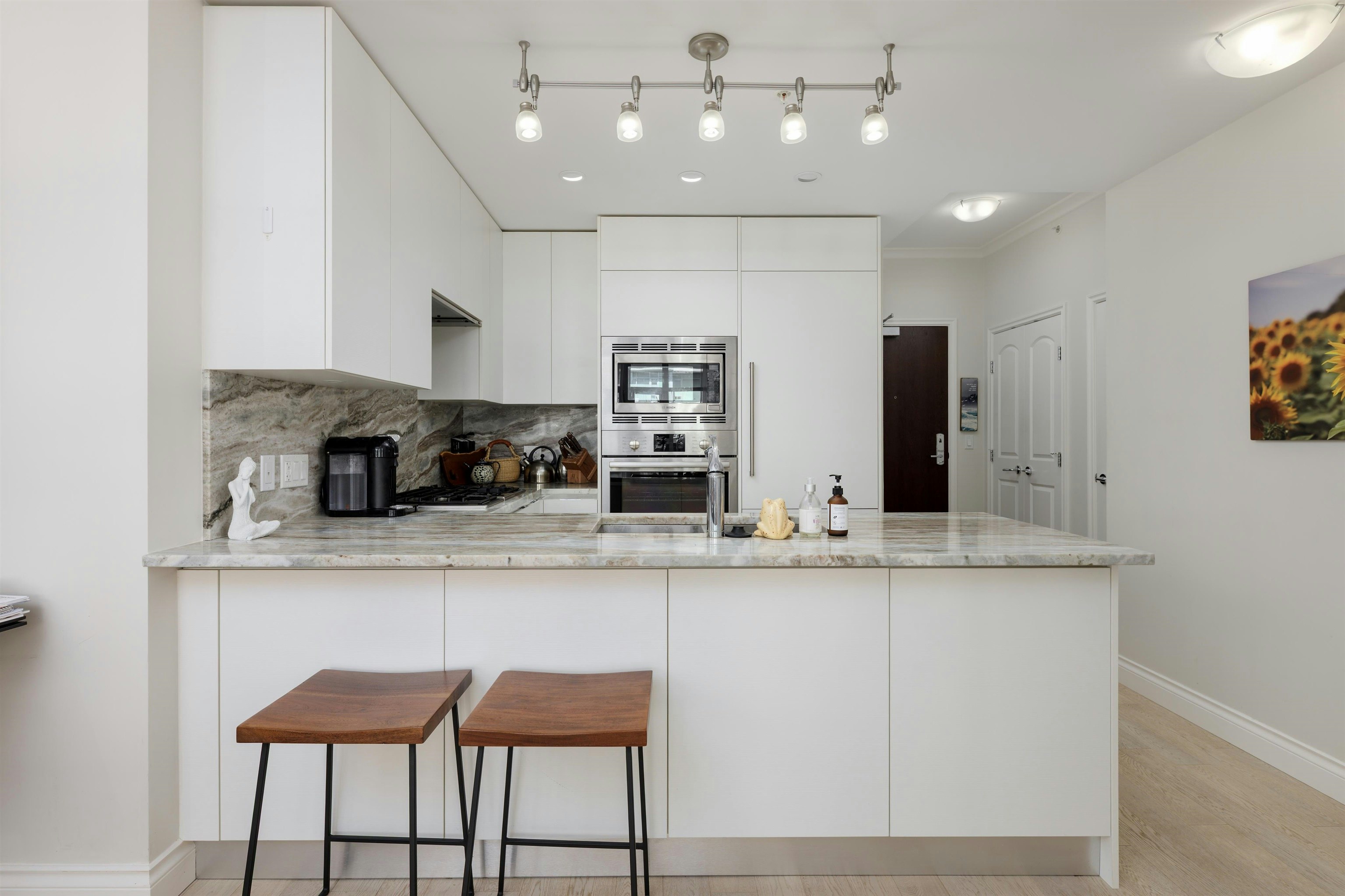 708-185 Victory Ship Way, North Vancouver, BC, V7L 0G2 - 6