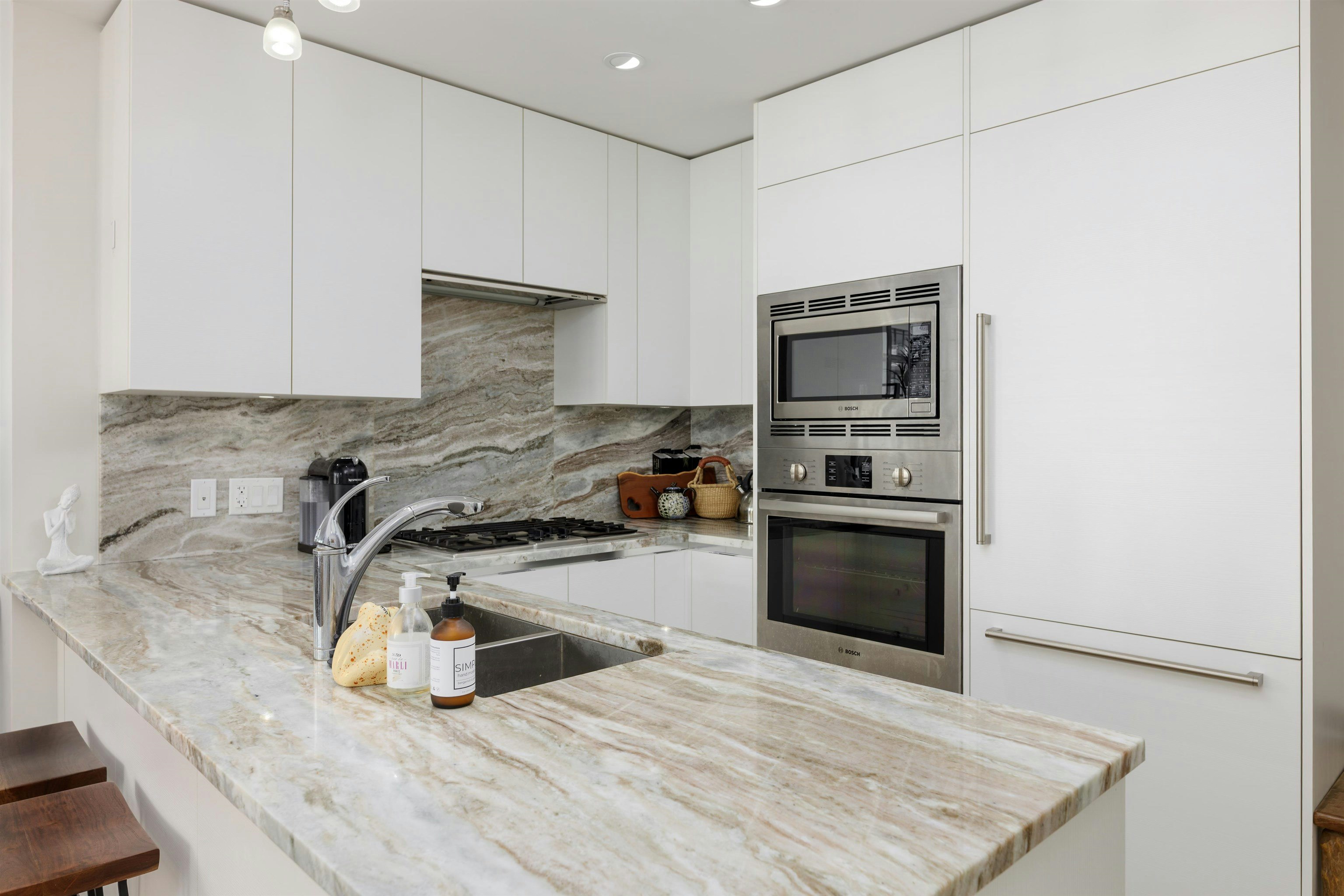 708-185 Victory Ship Way, North Vancouver, BC, V7L 0G2 - 7