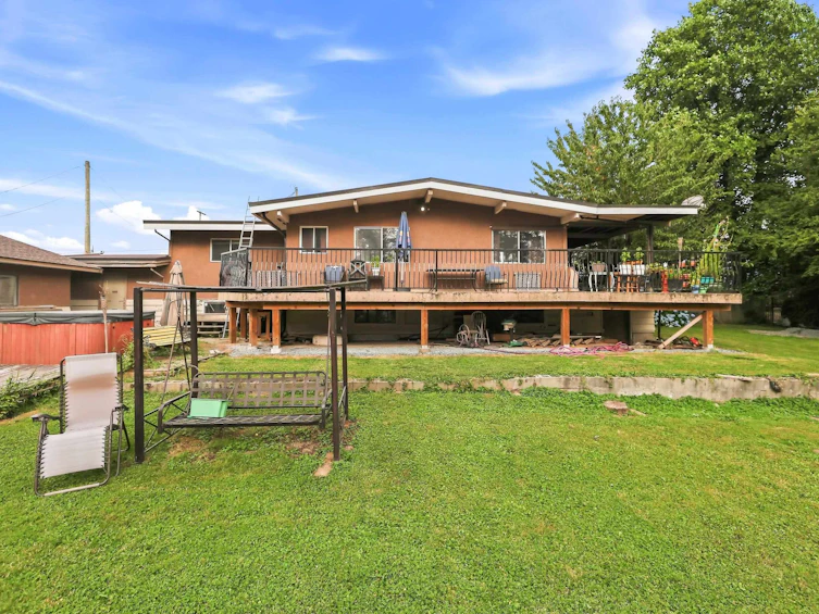 10425 Young Road, Chilliwack, BC, V2P 8C4