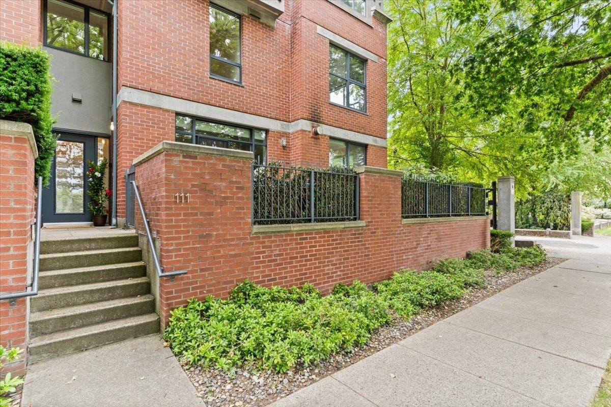 111-2688 Vine Street, Vancouver, BC, V6K 4T6 - 32
