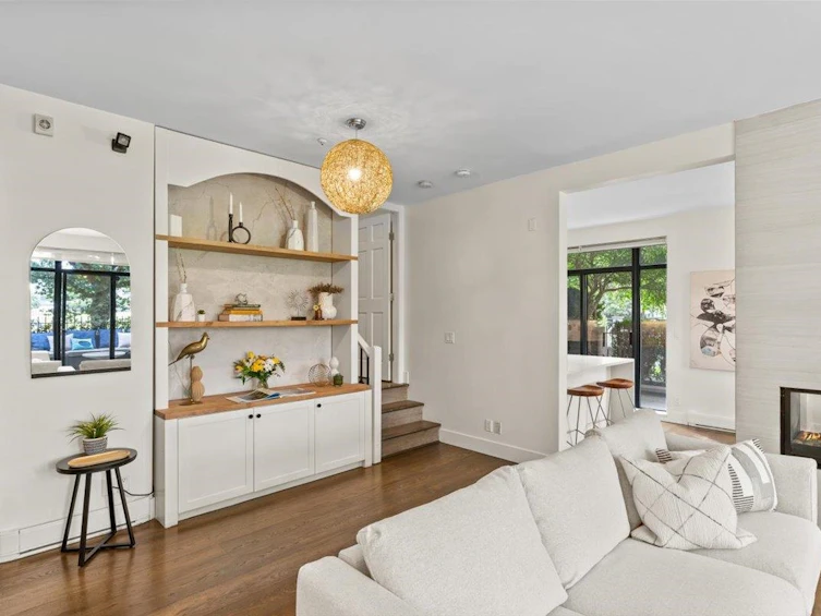 111-2688 Vine Street, Vancouver, BC, V6K 4T6 - 8