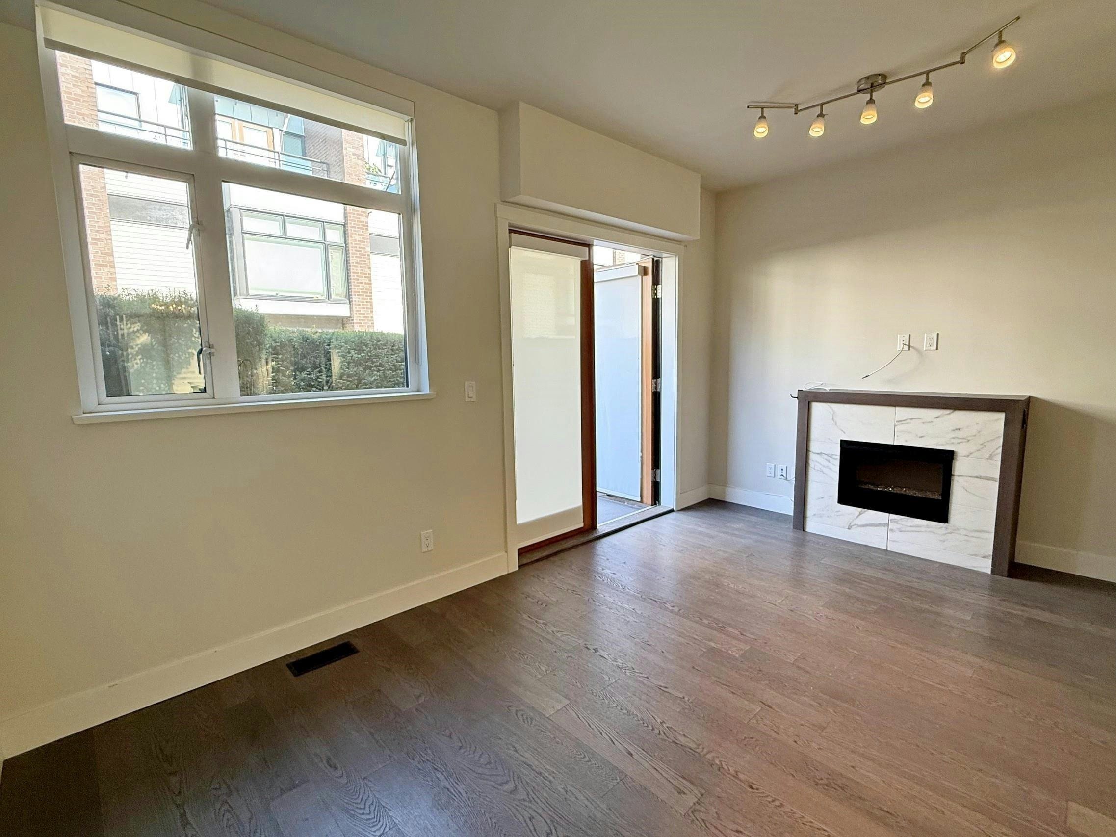 6180 Oak Street, Vancouver, BC, V6M 2W2 - 5