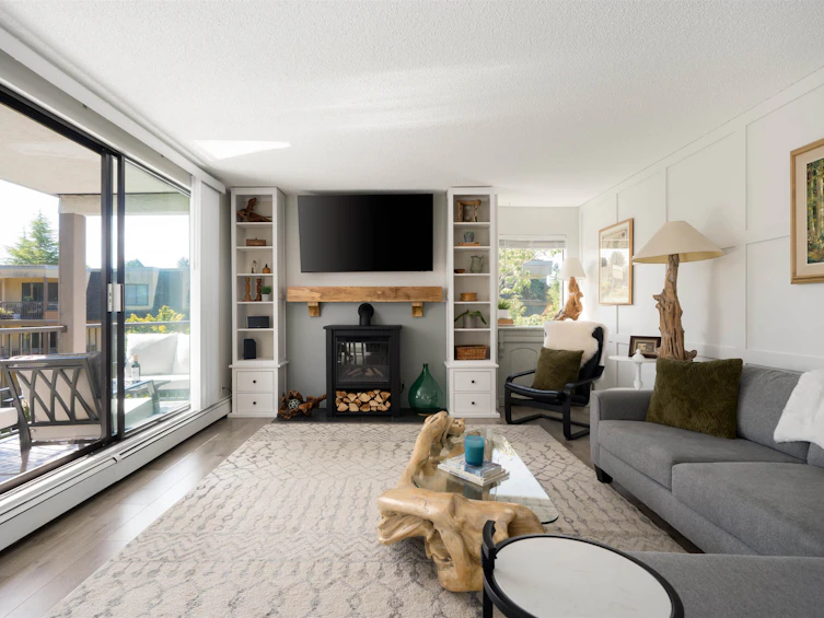 309-1740 Southmere Crescent, Surrey, BC, V4A 6E4