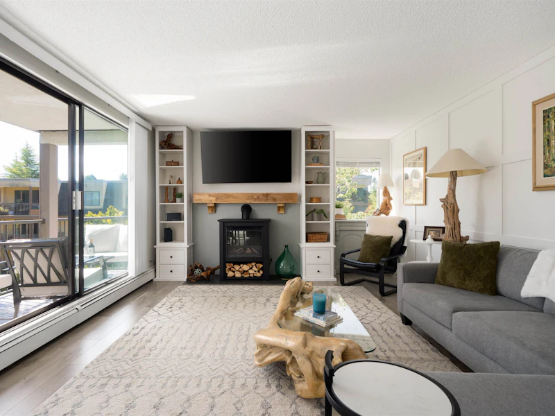 309 - 1740 Southmere Crescent, Surrey BC V4A 6E4