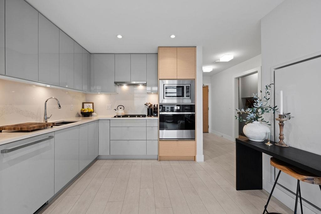 607-3438 Sawmill Crescent, Vancouver, BC, V5S 0E3 - 9