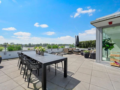 607-3438 Sawmill Crescent - 2