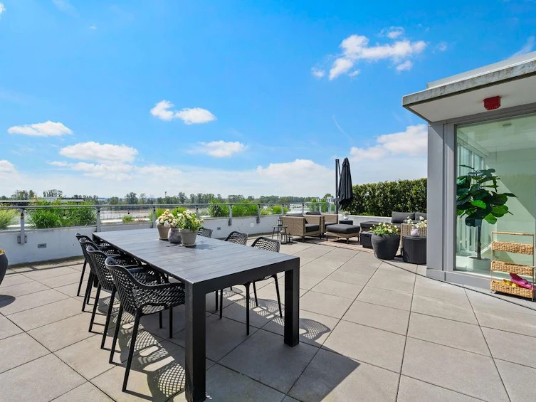 607-3438 Sawmill Crescent, Vancouver, BC, V5S 0E3 - 2