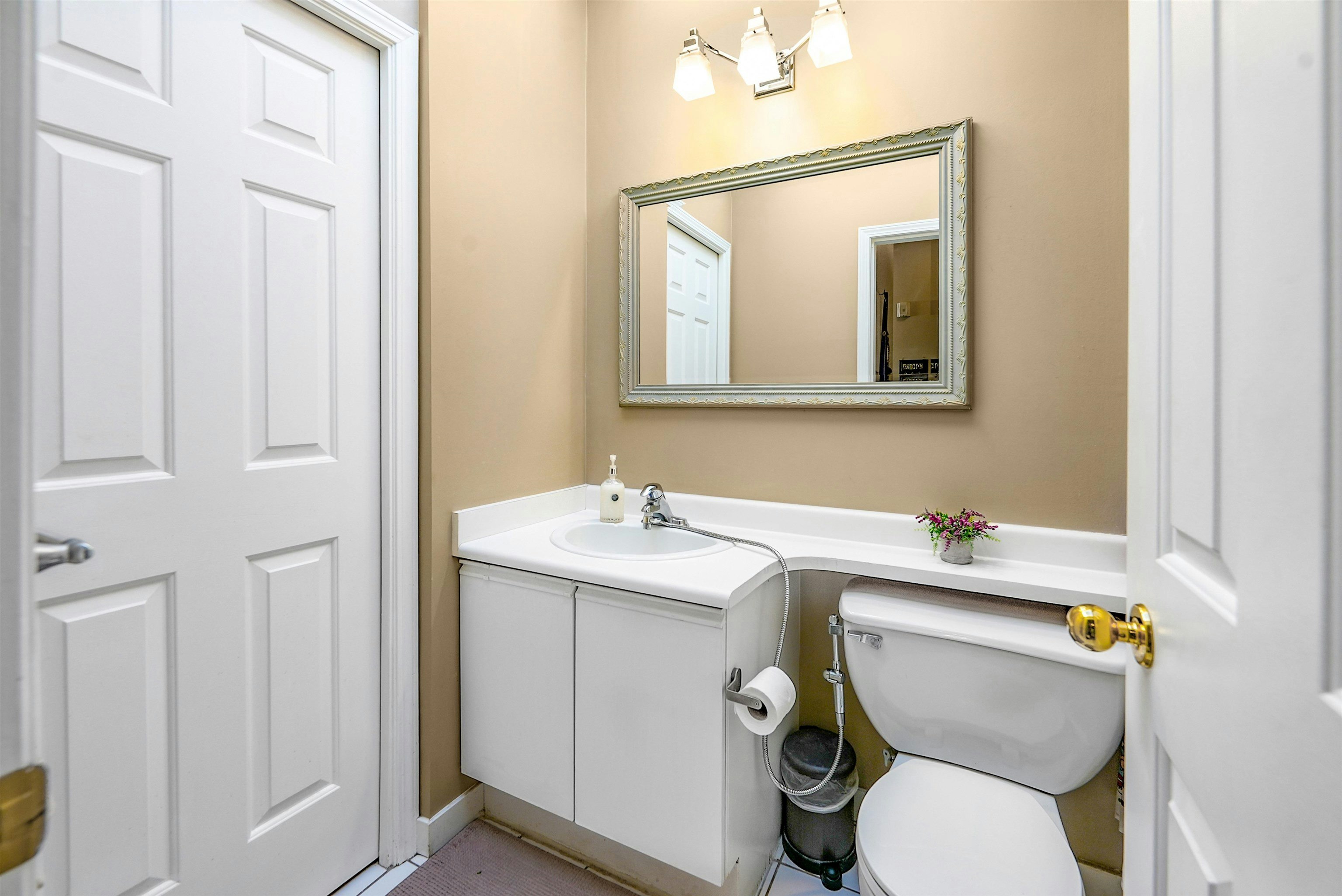 309-125 W 18th Street, North Vancouver, BC, V7M 1W5 - 15