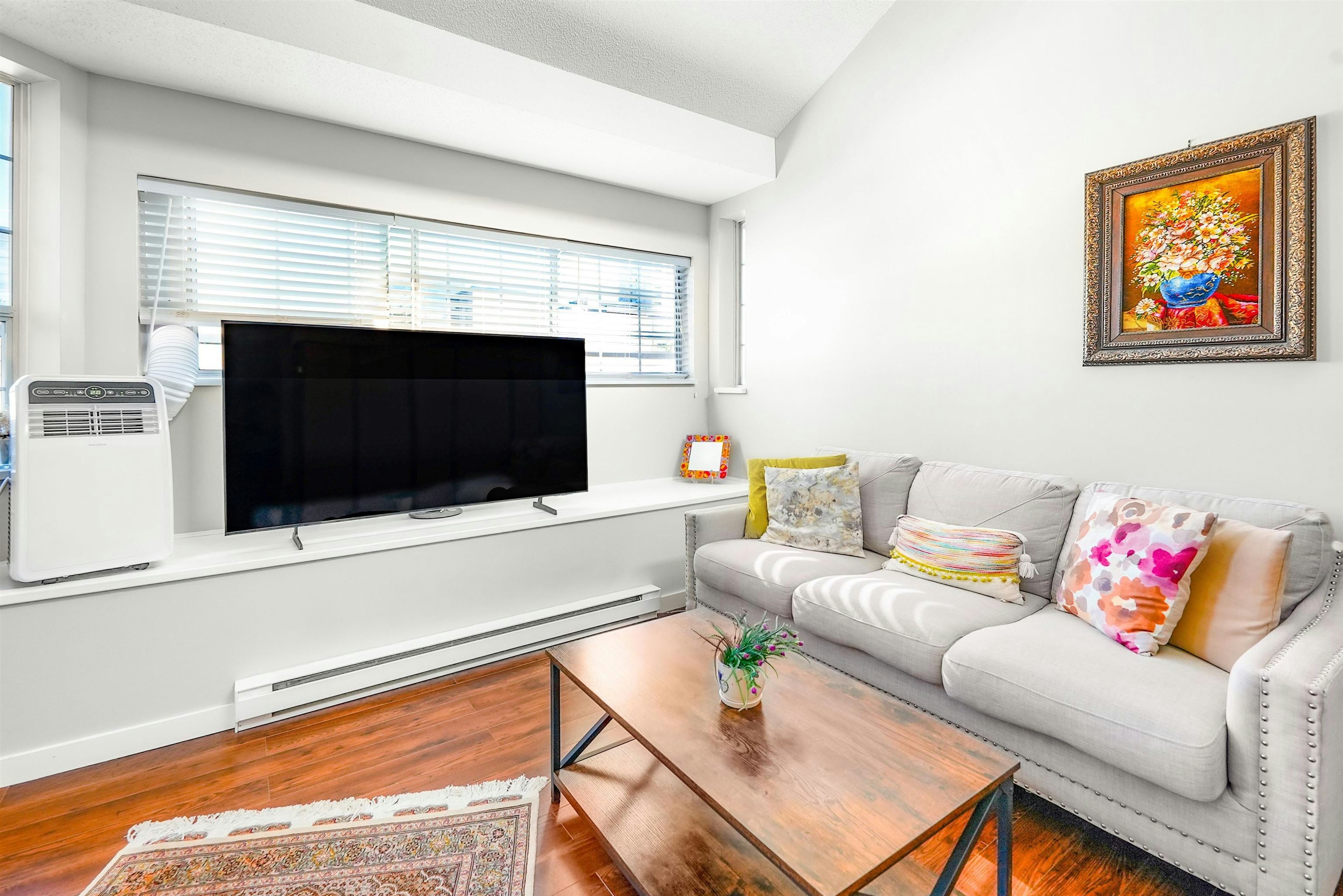 309-125 W 18th Street - 5