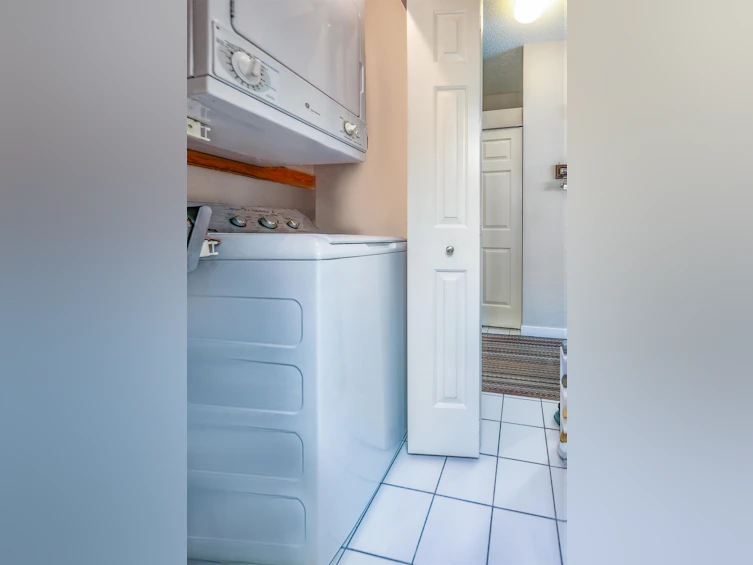 309-125 W 18th Street, North Vancouver, BC, V7M 1W5 - 21