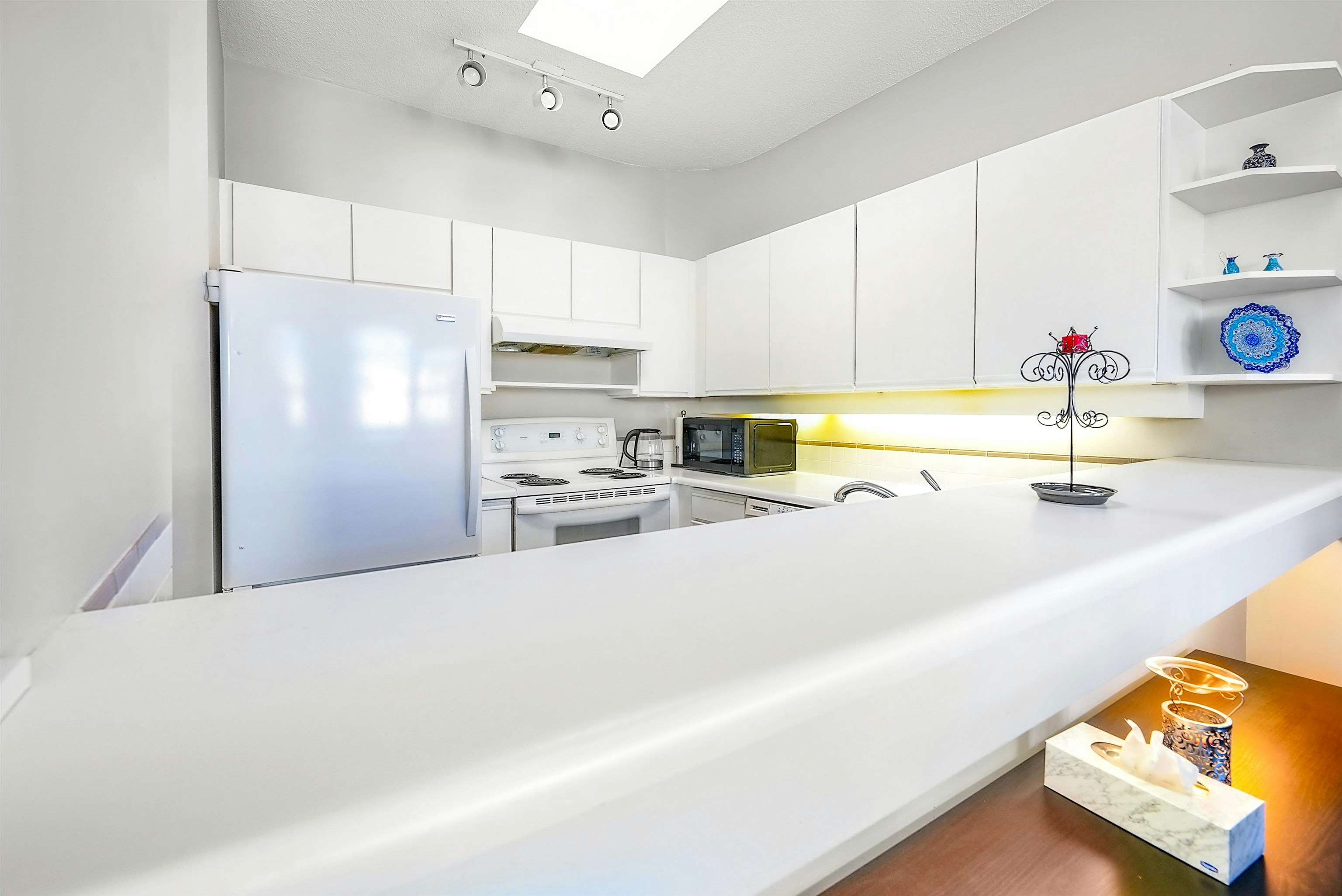 309-125 W 18th Street, North Vancouver, BC, V7M 1W5 - 8
