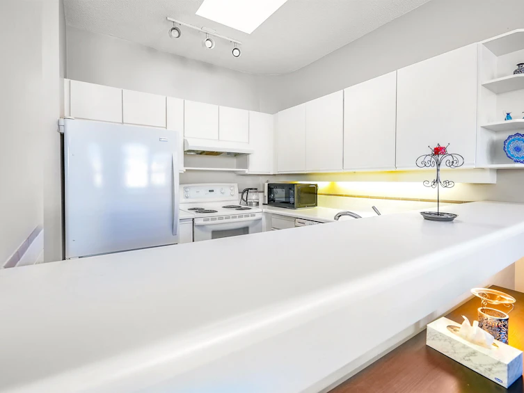 309-125 W 18th Street, North Vancouver, BC, V7M 1W5 - 8