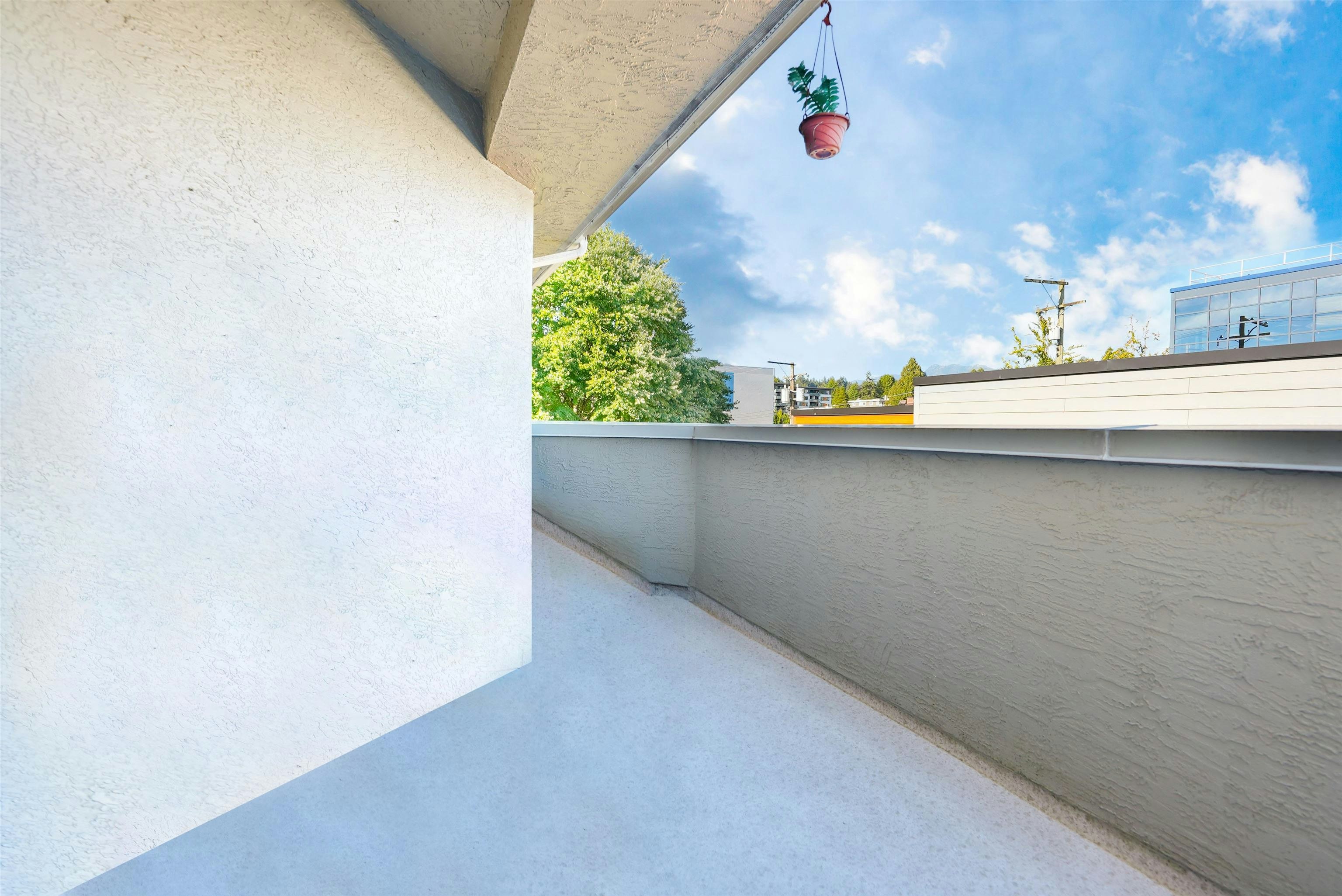 309-125 W 18th Street, North Vancouver, BC, V7M 1W5 - 12