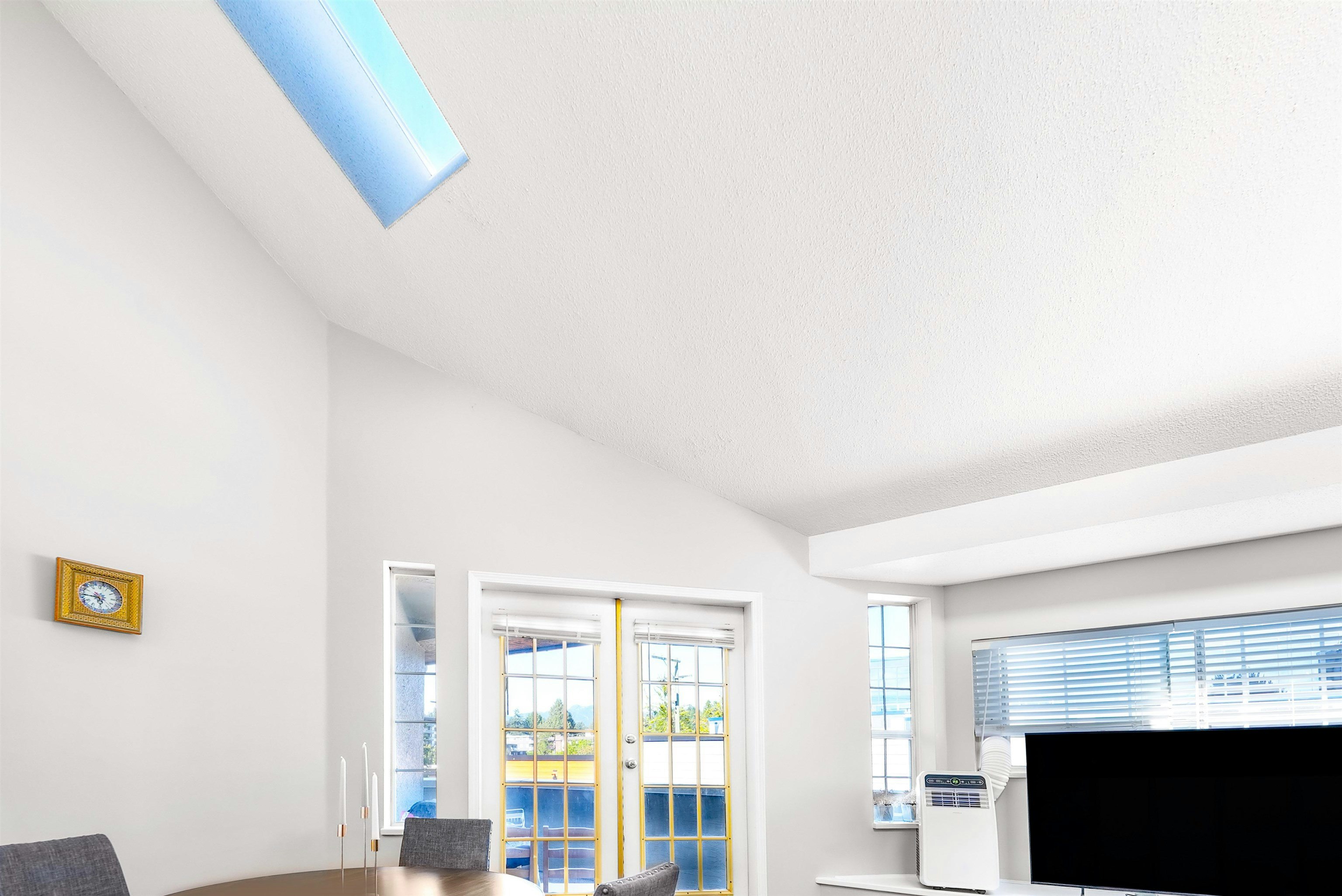 309-125 W 18th Street, North Vancouver, BC, V7M 1W5 - 7
