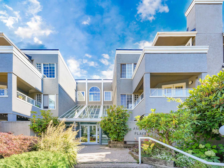 309-125 W 18th Street, North Vancouver, BC, V7M 1W5