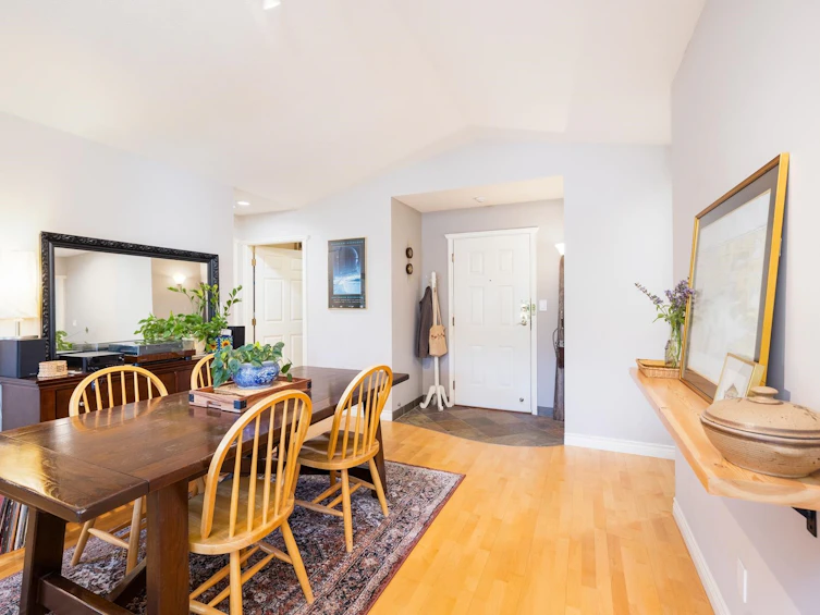 303-1528 Bowser Avenue, North Vancouver, BC, V7P 2Y3 - 5