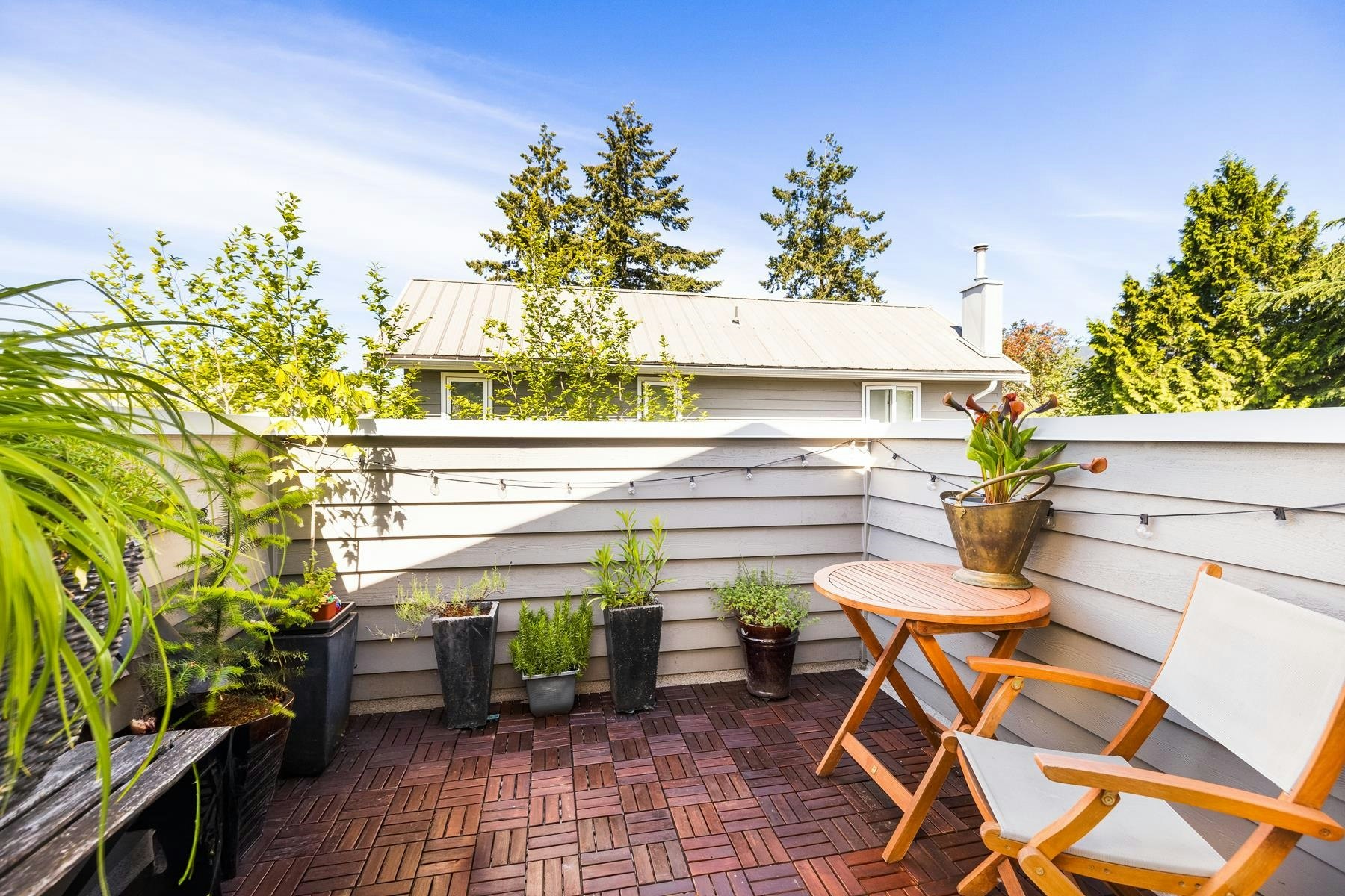 303-1528 Bowser Avenue, North Vancouver, BC, V7P 2Y3 - 12