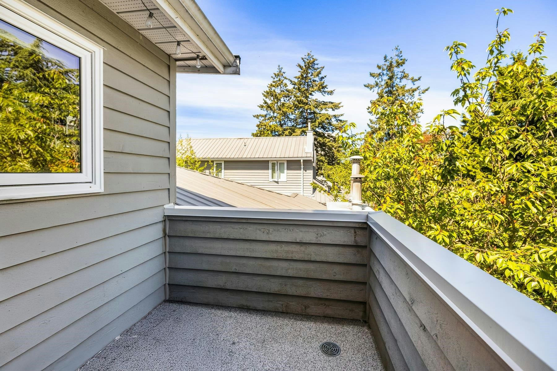 303-1528 Bowser Avenue, North Vancouver, BC, V7P 2Y3 - 19
