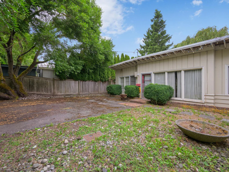 12221 Gilley Street, Surrey, BC, V4A 3C9 - 20