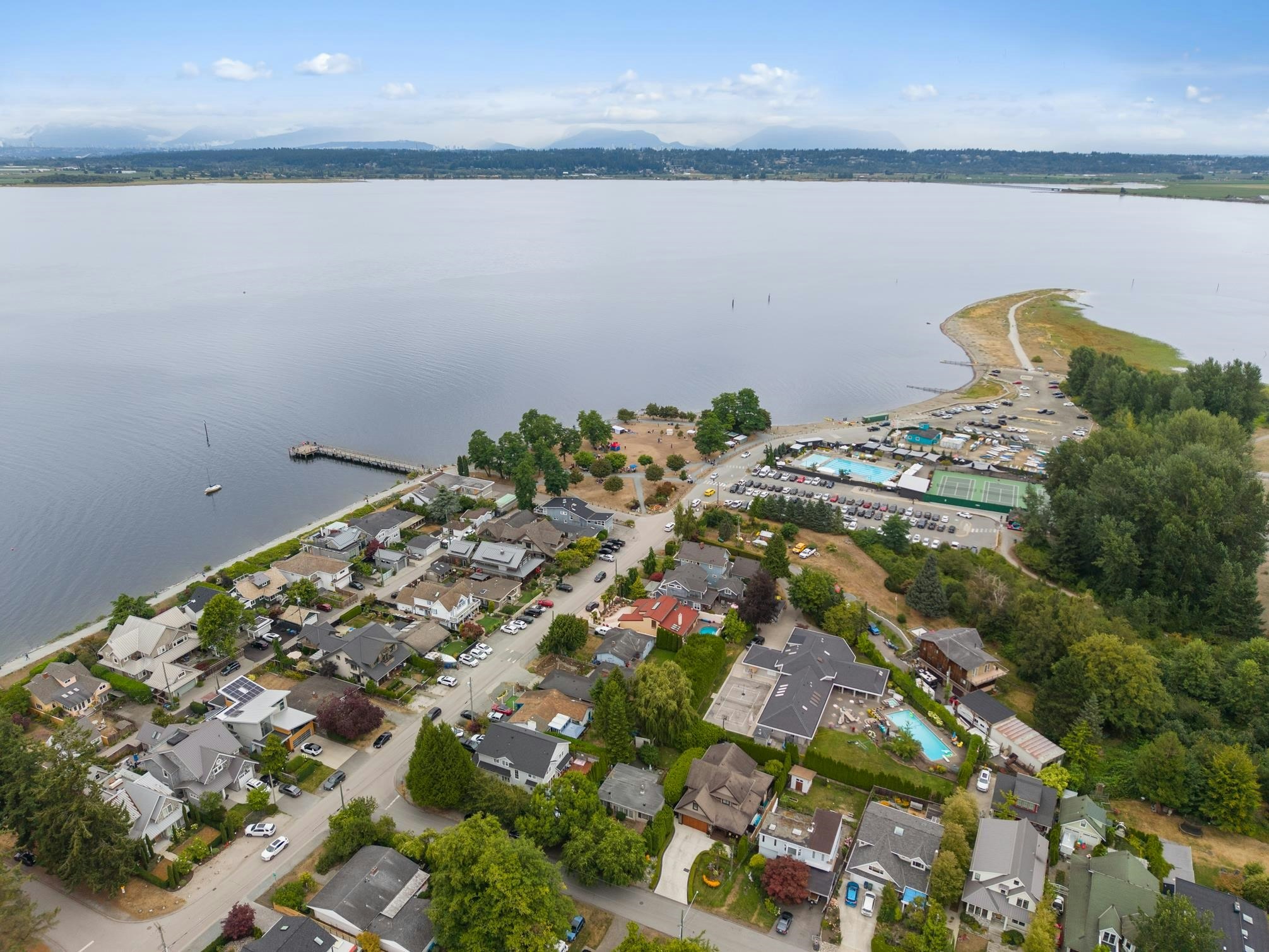 12221 Gilley Street, Surrey, BC, V4A 3C9 - 11