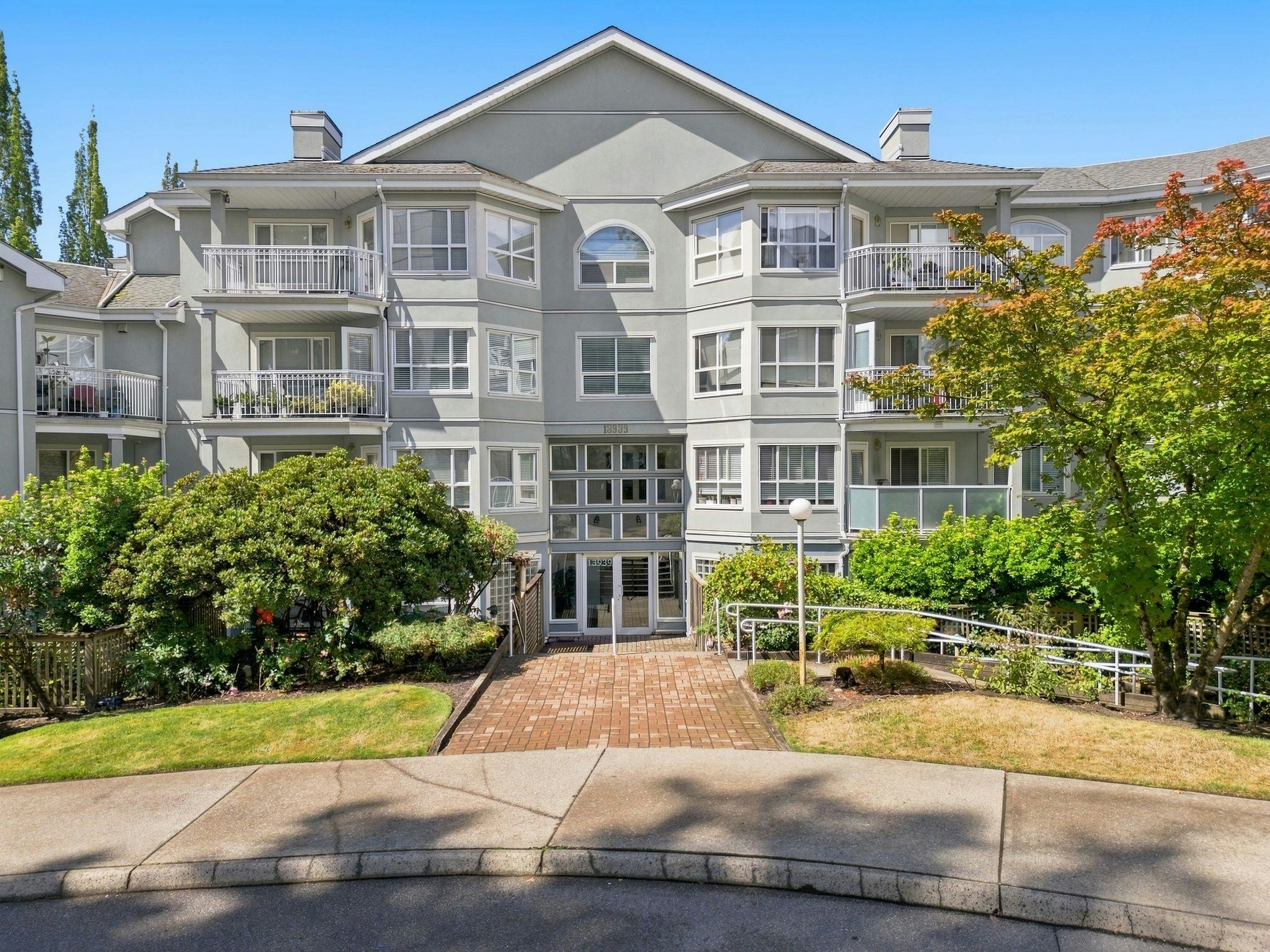 309-13939 Laurel Drive, Surrey, BC, V3T 1A8