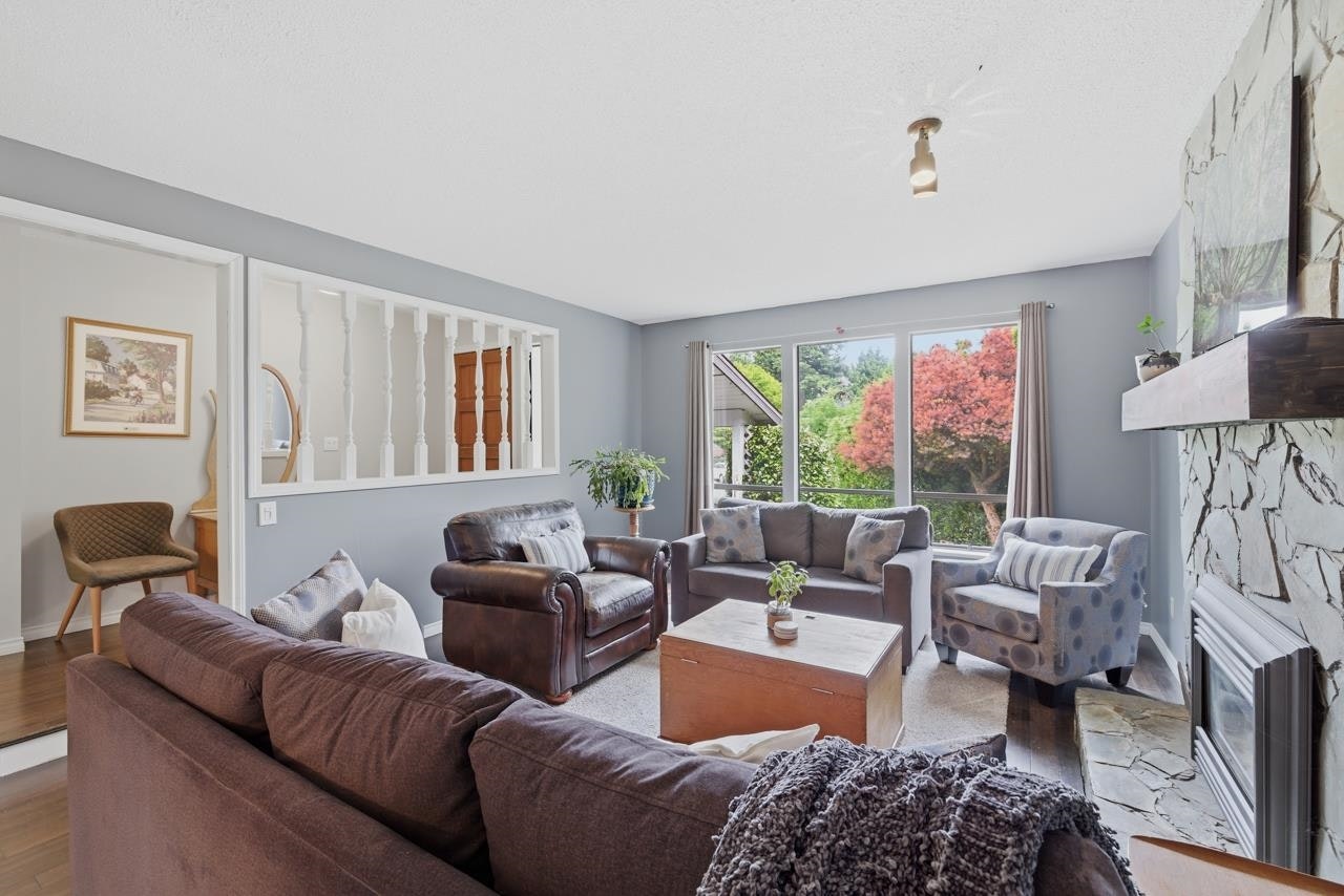 2161 153a Street, Surrey, BC, V4A 5Y1