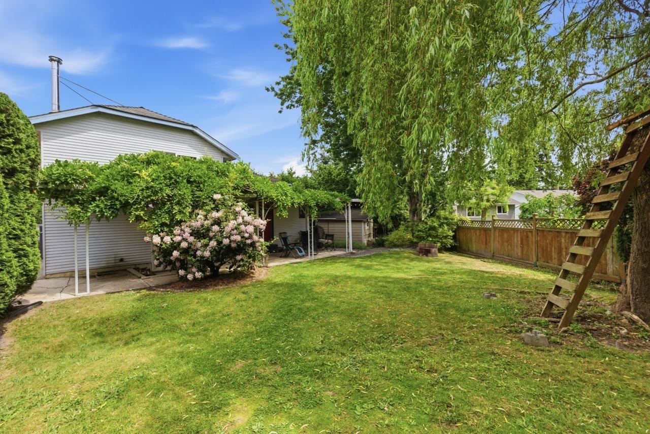 2161 153a Street, Surrey, BC, V4A 5Y1 - 27
